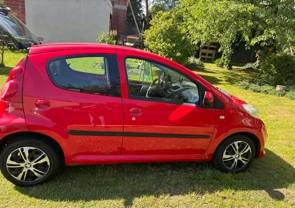 Peugeot 107 cena 6900 przebieg: 249000, rok produkcji 2007 z Gliwice małe 37